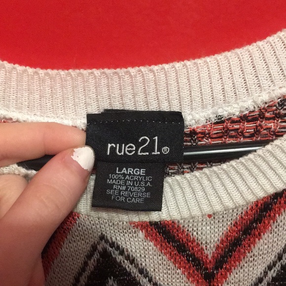 Sweater - Picture 3 of 3